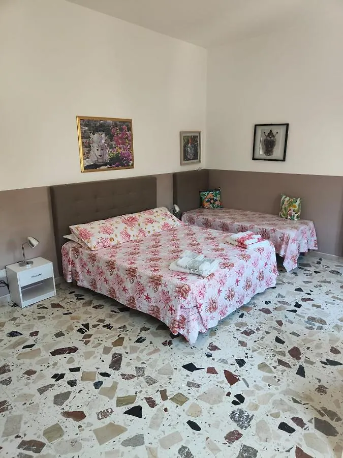 Guest house I Mori In Campidoglio Affitta Camere Sant'Agata di Militello