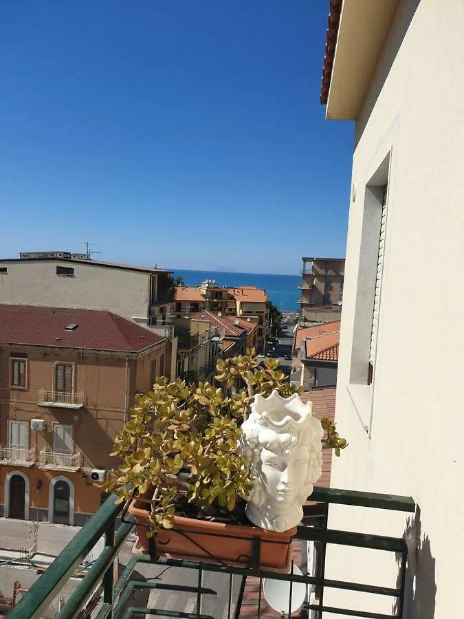 I Mori In Campidoglio Affitta Camere Sant'Agata di Militello Guest house
