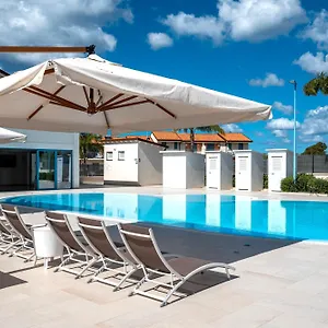 Icaro With A Beautiful Pool Aparthotel