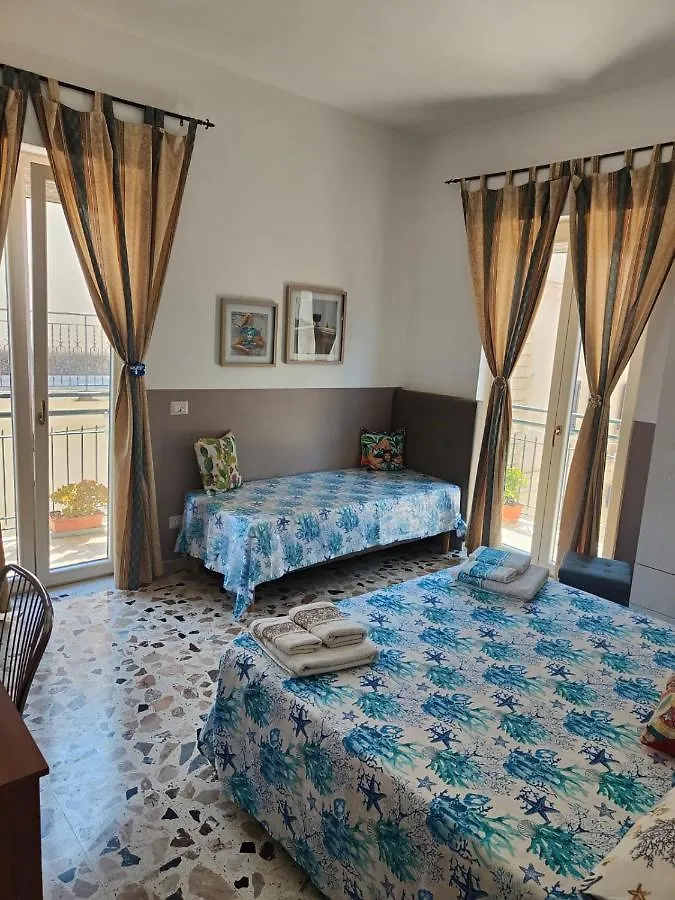 I Mori In Campidoglio Affitta Camere Sant'Agata di Militello Guest house